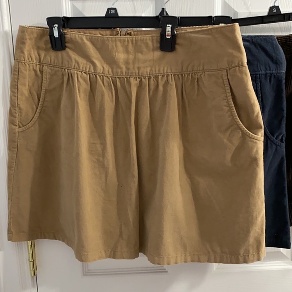 3 pairs of EUC Old Navy corduroy skirts size 10 - Picture 2 of 7